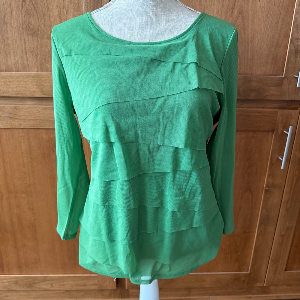 Alfani || green tiered ruffled long sleeve blouse